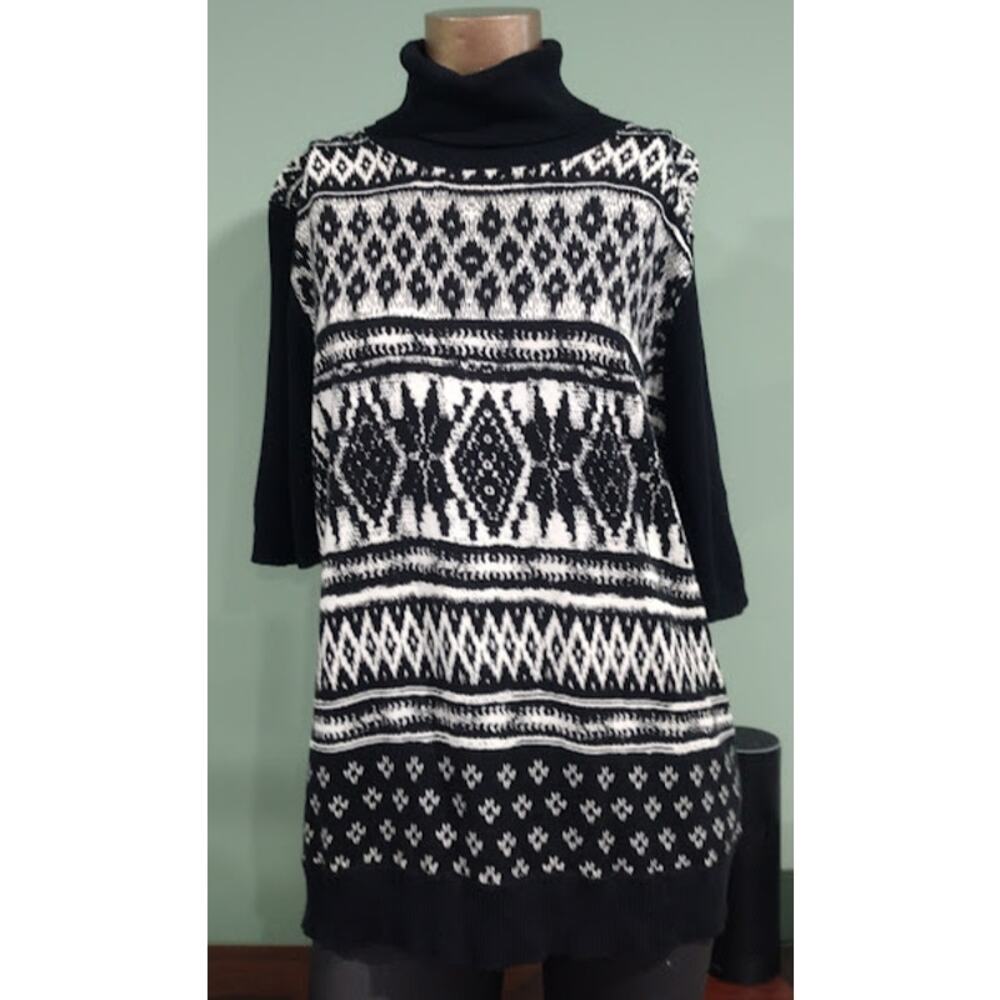 August Silk Short Sleeve Turtleneck Sweater‎ with Cream and Black Design, Sz XL
